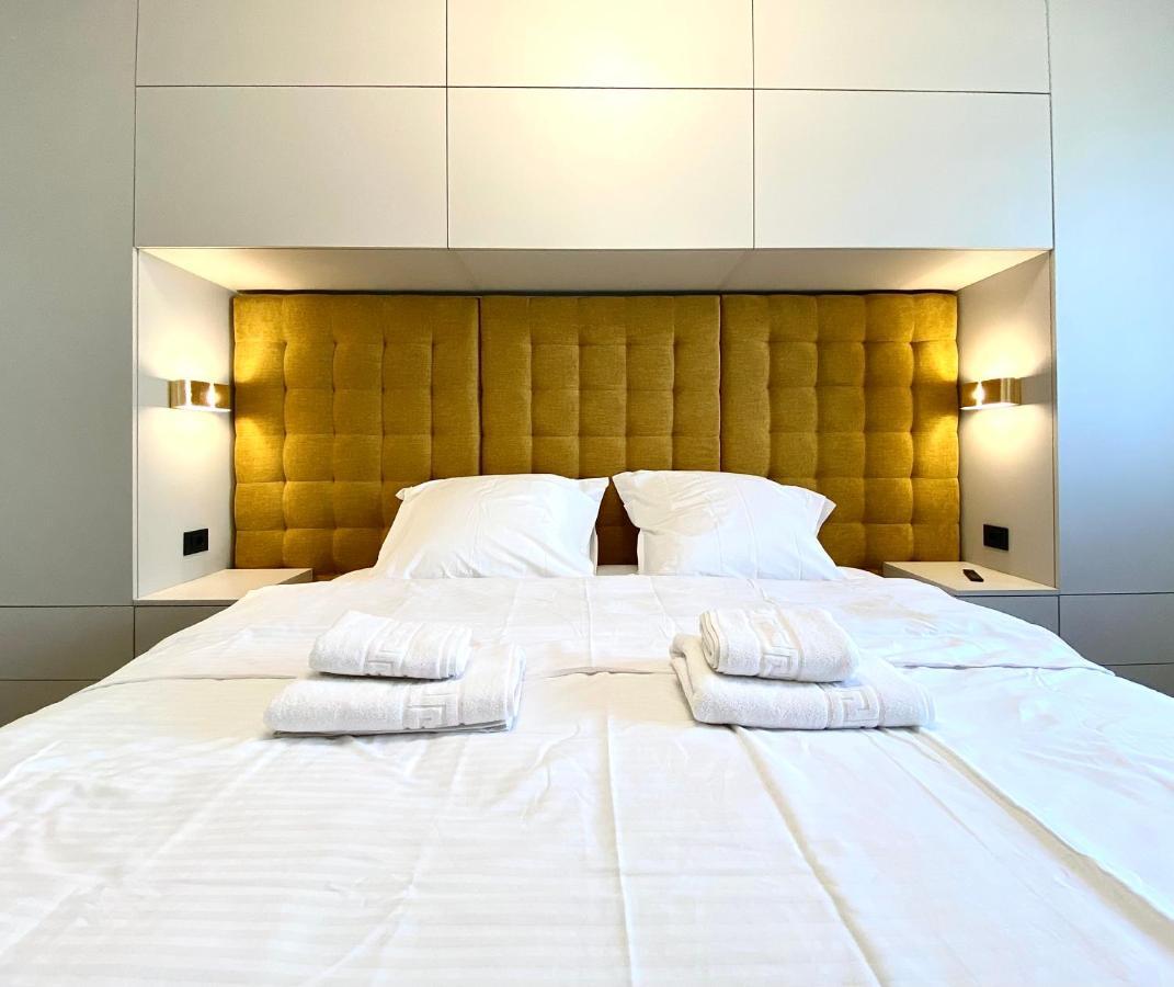 Coquette Apartment Braşov Buitenkant foto