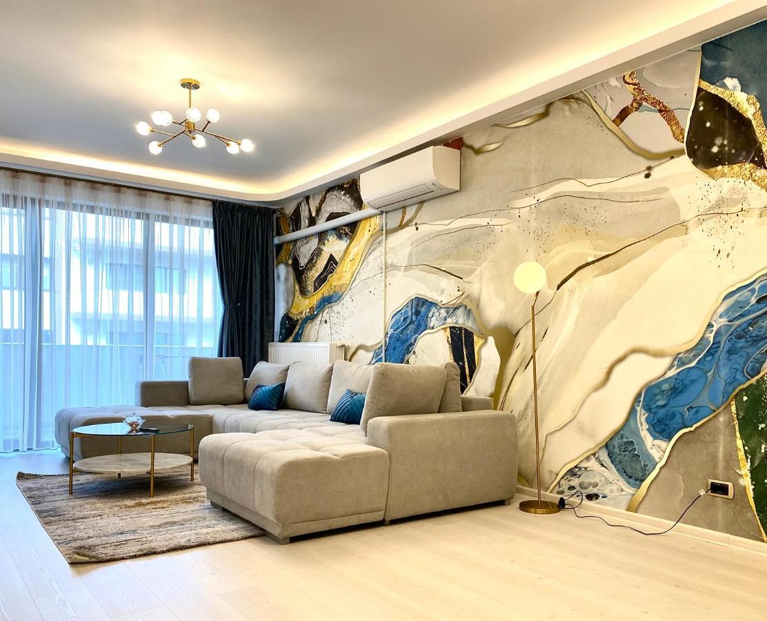Coquette Apartment Braşov Buitenkant foto