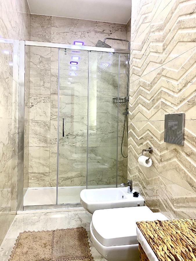 Coquette Apartment Braşov Buitenkant foto